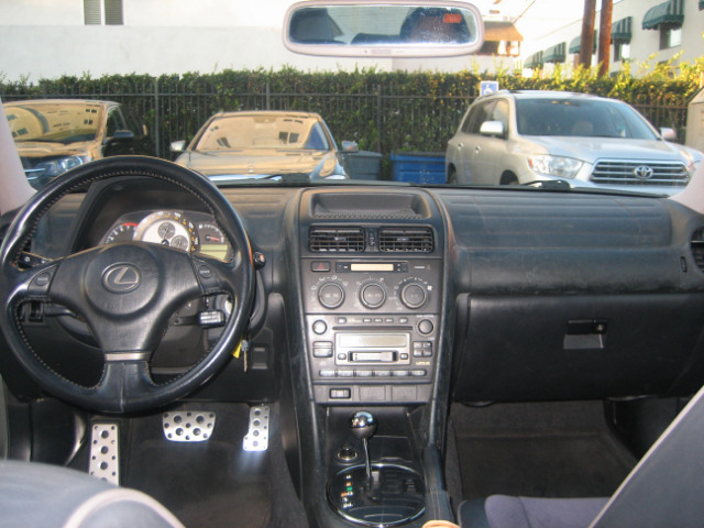 Lexus IS 300 2002 photo 0