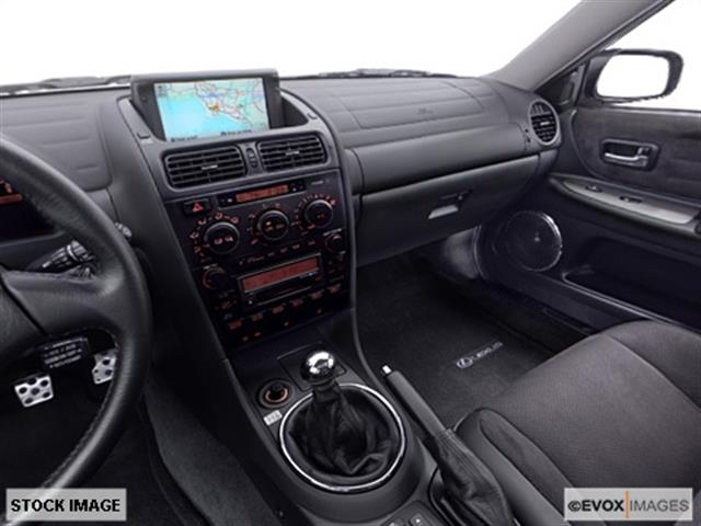 Lexus IS 300 2002 photo 2