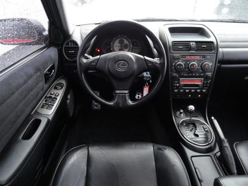 Lexus IS 300 2002 photo 4