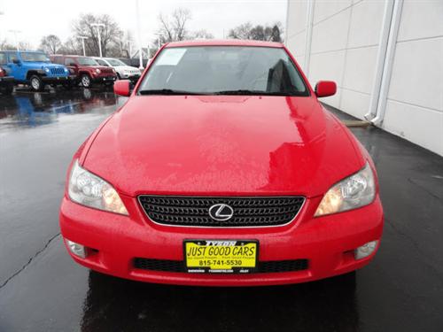 Lexus IS 300 2002 photo 2
