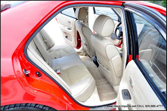 Lexus IS 300 2002 photo 12