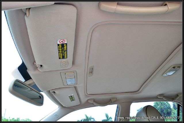 Lexus IS 300 2002 photo 16