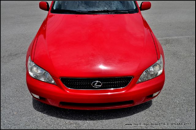 Lexus IS 300 2002 photo 27