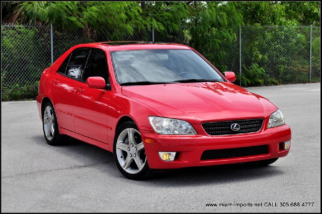 Lexus IS 300 2002 photo 3