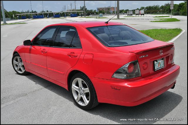 Lexus IS 300 2002 photo 38