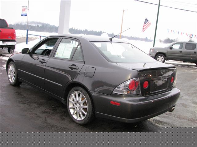 Lexus IS 300 2003 photo 1