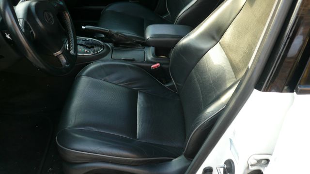 Lexus IS 300 2003 photo 1