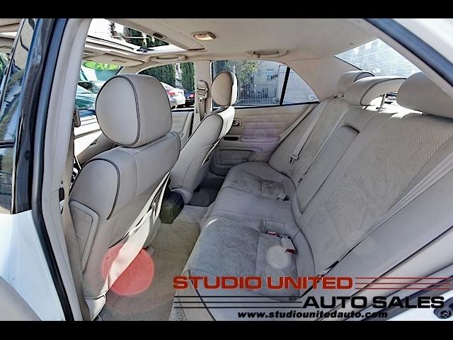 Lexus IS 300 2003 photo 4