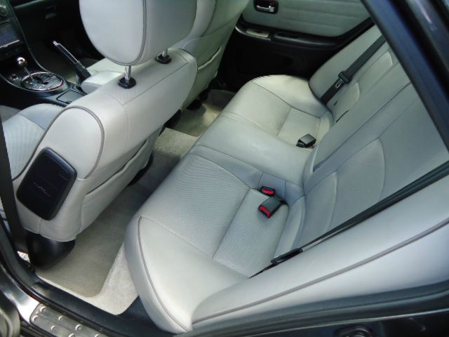 Lexus IS 300 2003 photo 1