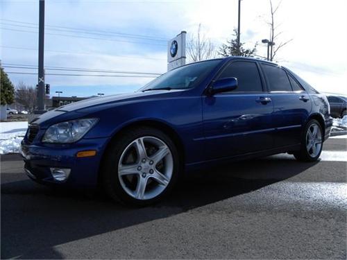 Lexus IS 300 2003 photo 2