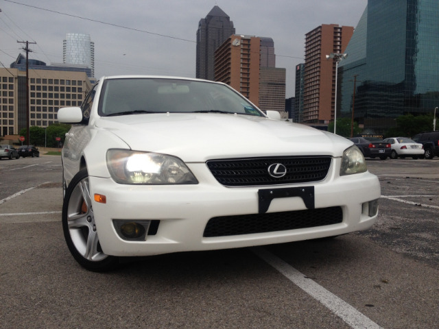 Lexus IS 300 2004 photo 0