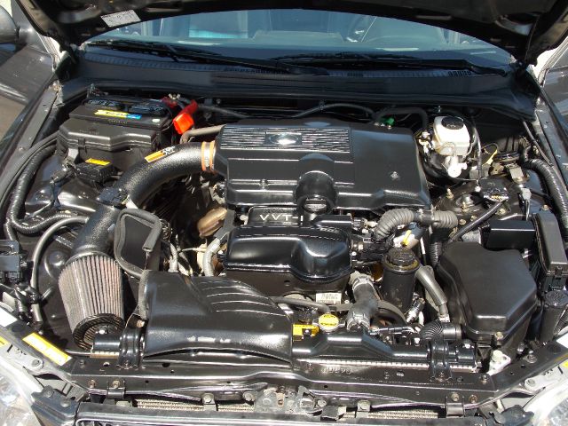 Lexus IS 300 323it Sedan