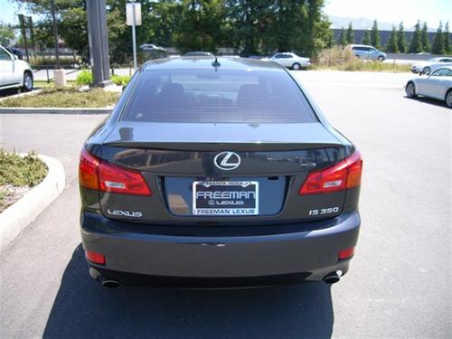 Lexus IS 350 2007 photo 2