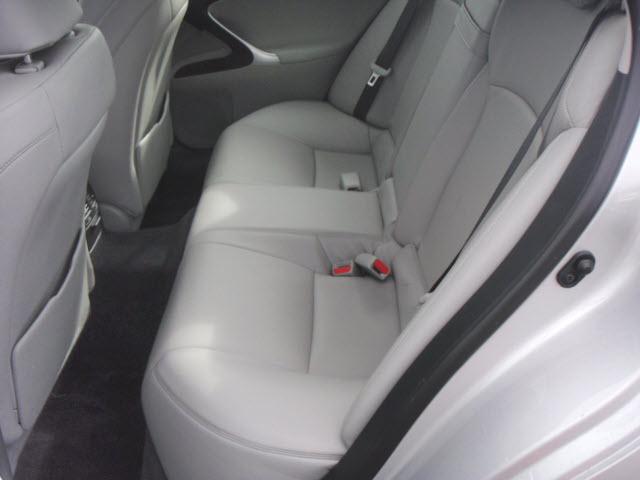 Lexus IS 350 2007 photo 4