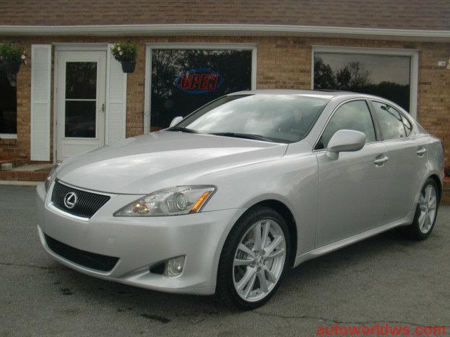 Lexus IS 350 2007 photo 1