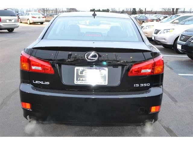 Lexus IS 350 2008 photo 2