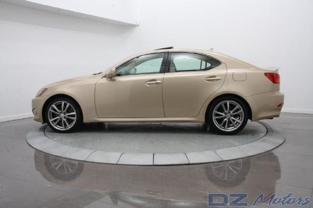 Lexus IS 350 2008 photo 2