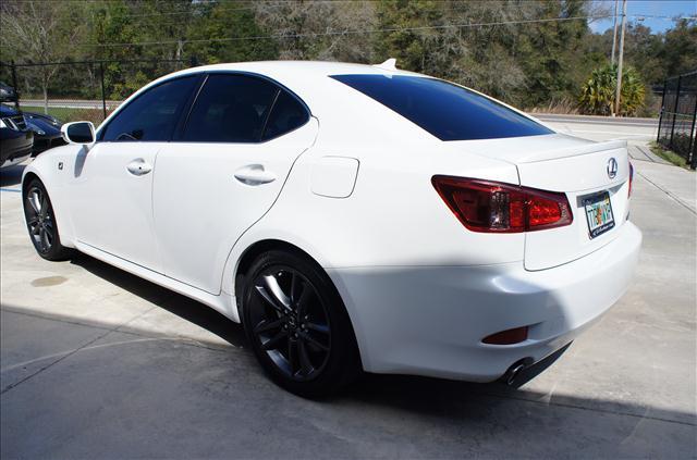 Lexus IS 350 2011 photo 3