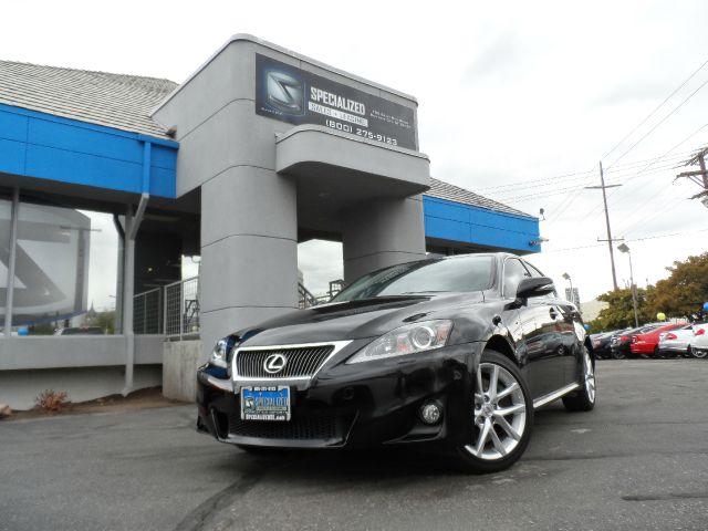 Lexus IS 350 2012 photo 2