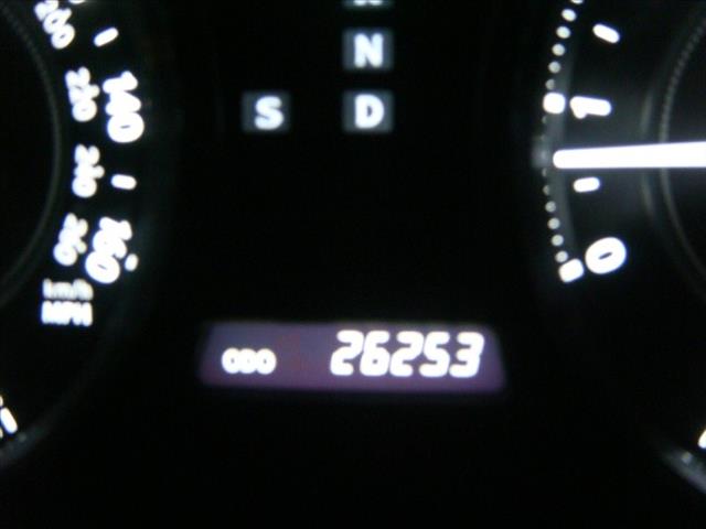 Lexus IS 350C 2010 photo 15