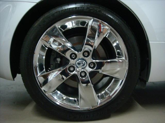 Lexus IS 350C 2010 photo 27