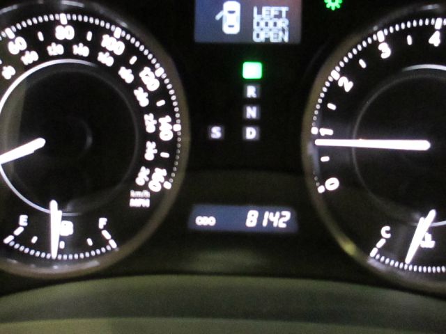 Lexus IS 350C 2012 photo 6