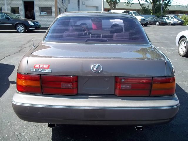 Lexus LS 400 1990 photo 4