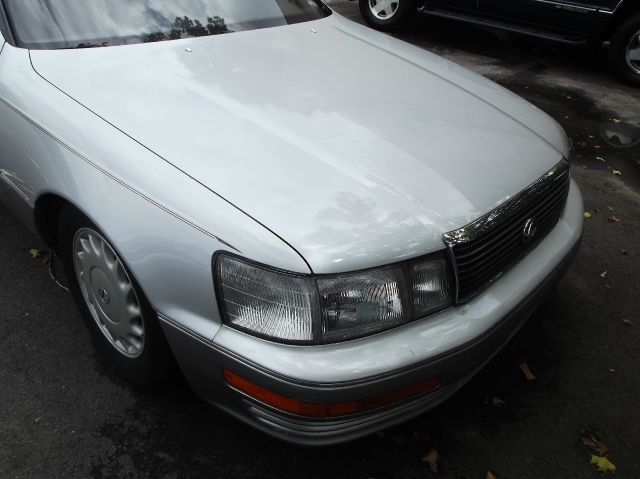 Lexus LS 400 1990 photo 1