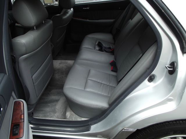 Lexus LS 400 1990 photo 2