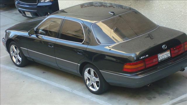 Lexus LS 400 1991 photo 1