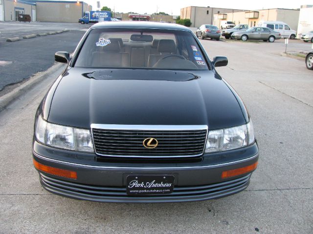Lexus LS 400 1994 photo 1