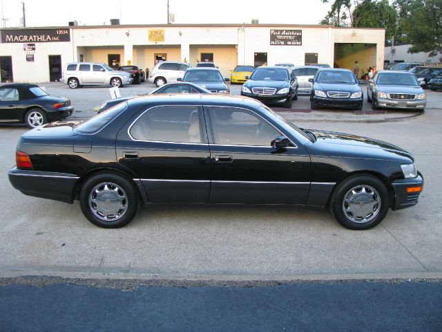 Lexus LS 400 1994 photo 4