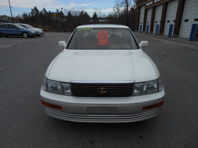 Lexus LS 400 1994 photo 1