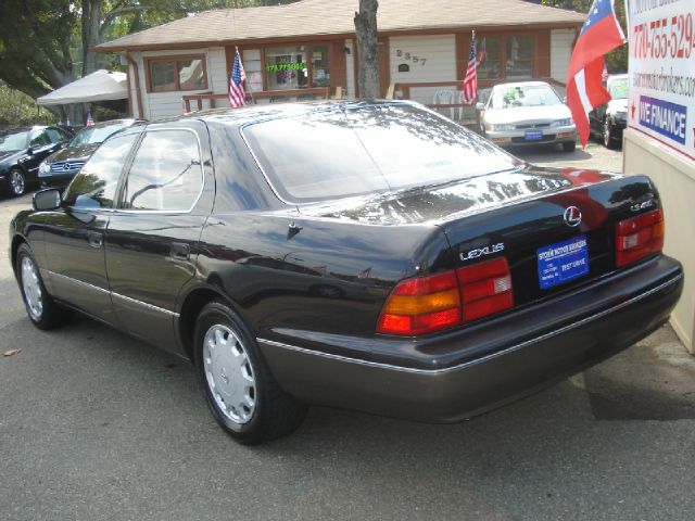 Lexus LS 400 1995 photo 3