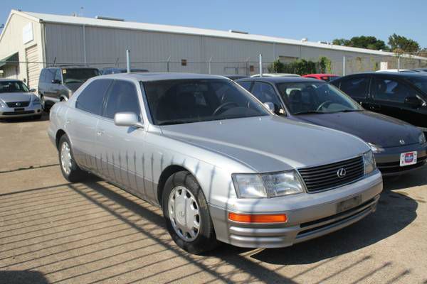 Lexus LS 400 1996 photo 2