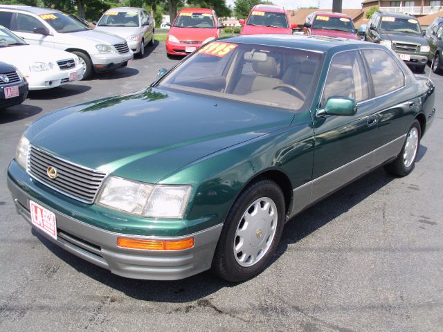Lexus LS 400 1996 photo 1