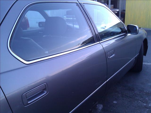 Lexus LS 400 1996 photo 1