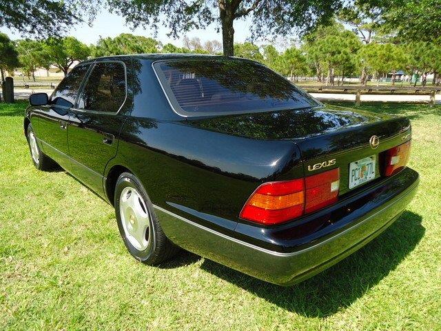 Lexus LS 400 1998 photo 1