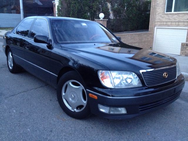 Lexus LS 400 1998 photo 1