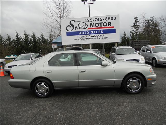 Lexus LS 400 1999 photo 2