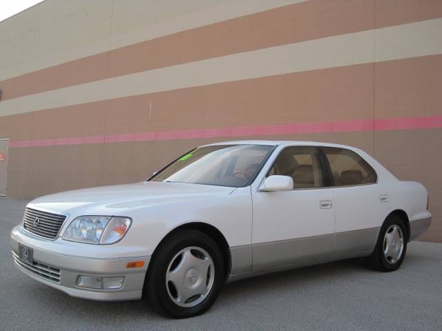 Lexus LS 400 1999 photo 4