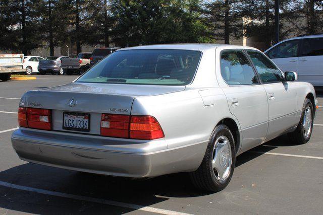 Lexus LS 400 LE CREW CAB 4WD Unspecified