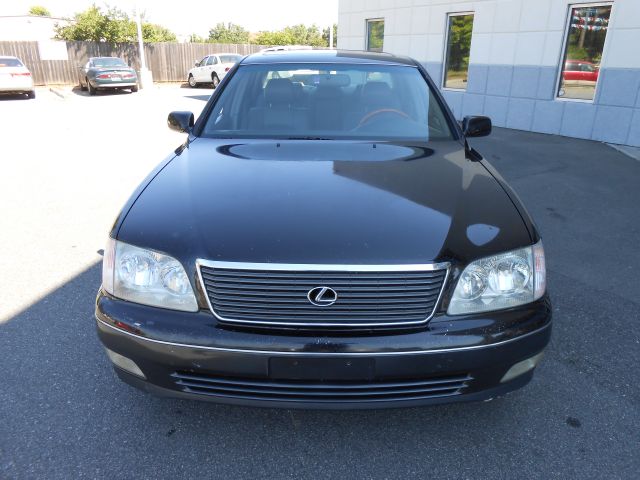 Lexus LS 400 1999 photo 2