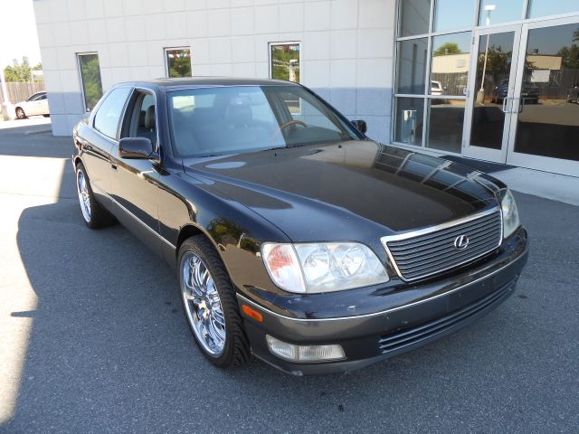 Lexus LS 400 1999 photo 3
