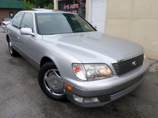Lexus LS 400 1999 photo 30