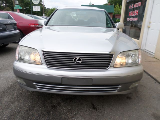 Lexus LS 400 1999 photo 33