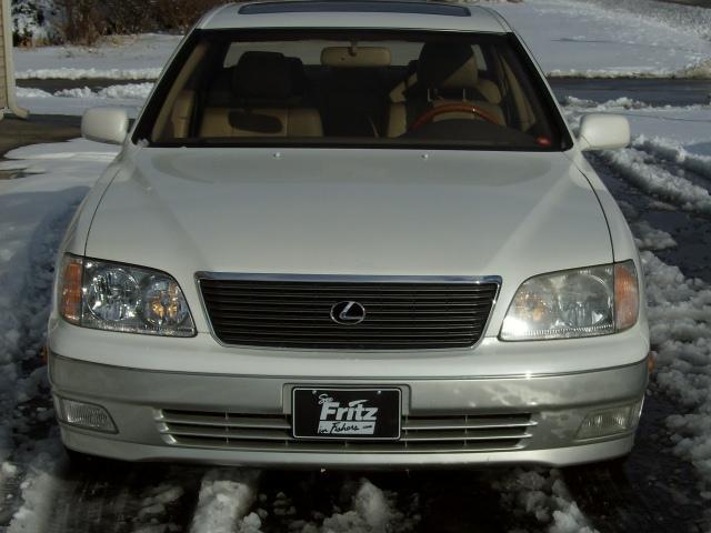 Lexus LS 400 Base Sedan