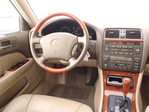 Lexus LS 400 1999 photo 1