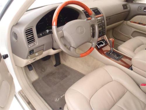 Lexus LS 400 1999 photo 2