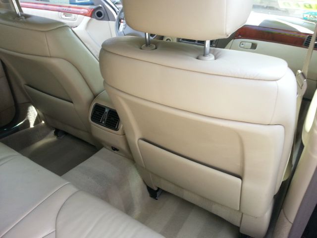 Lexus LS 430 2001 photo 13